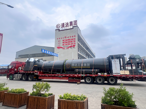 黑龙江克山年产5万吨颗粒生产线第一车-(3).jpg